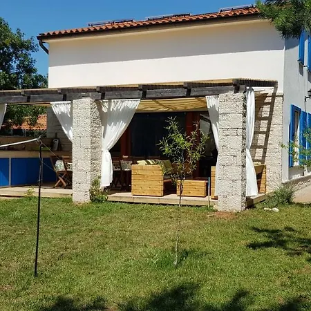 Enjoy - Self-sustainable Ecoescape By The Sea Vodnjan
