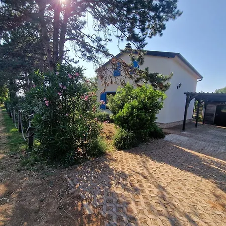 Enjoy - Self-sustainable Ecoescape By The Sea Nyaraló *